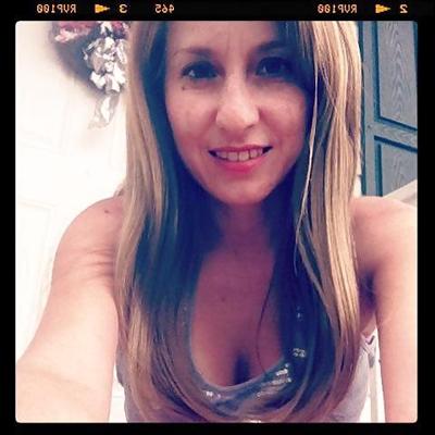 25P Maman et pas sa fille. Qui aimerais-tu baiser ?