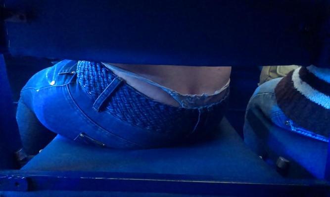 4P Fat ass Thong