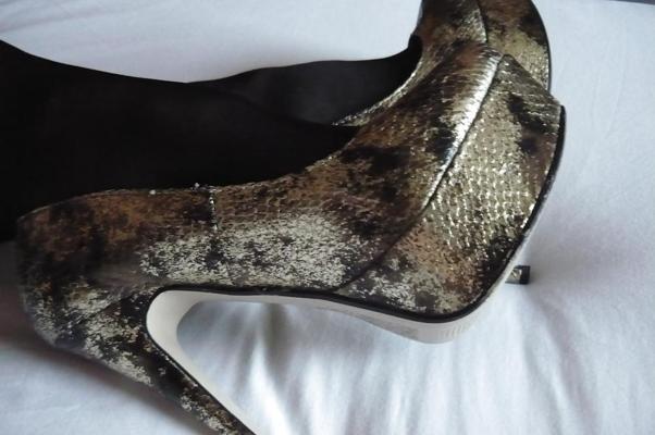 5P Sunday Shoe Fun (Trashy Heels # 2)