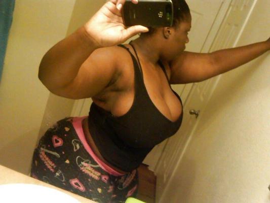 20P Seins et cul noirs