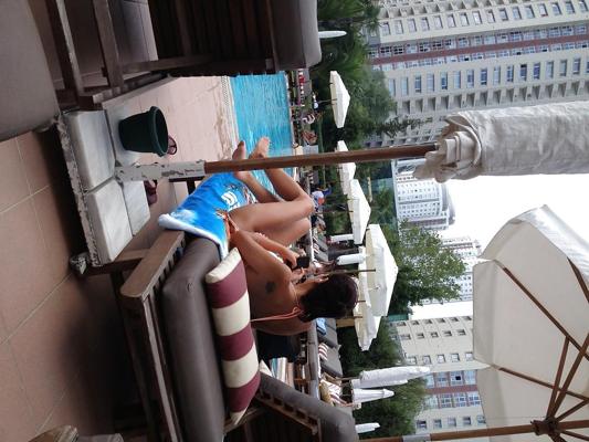 7P Turkish Girls by the Pool