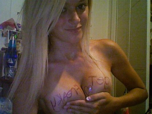 12P Play with me on justsexyhookup