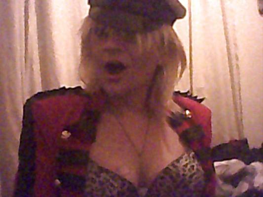 10P Pleasing the mistress