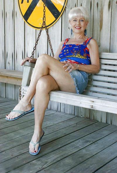 25P Milf,mature and housewive's