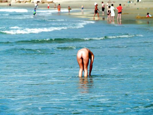 9P Milf Beach 03
