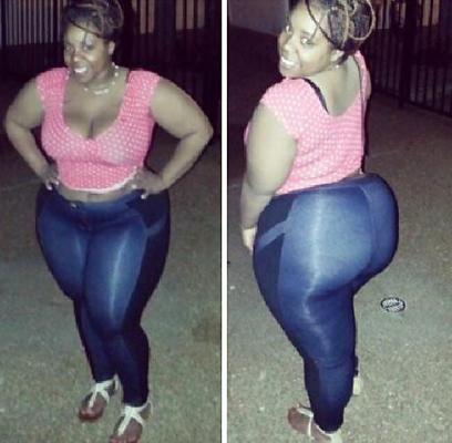 25P Gros seins et cul noirs