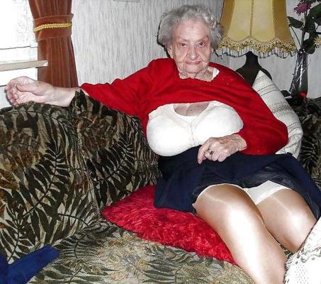 25P Grandma upskirt