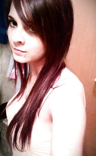 8P Young hot brunette waiting for sperm