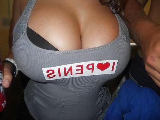 25P Big Tits Amateur Selfshot
