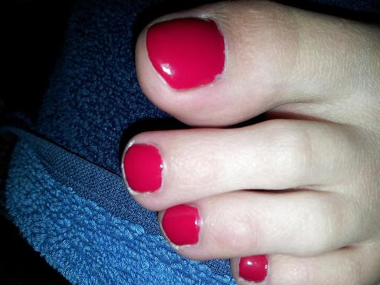 6P Wifes sexy polish red toe nails feet