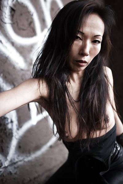 25P Slaves bondage & mistress