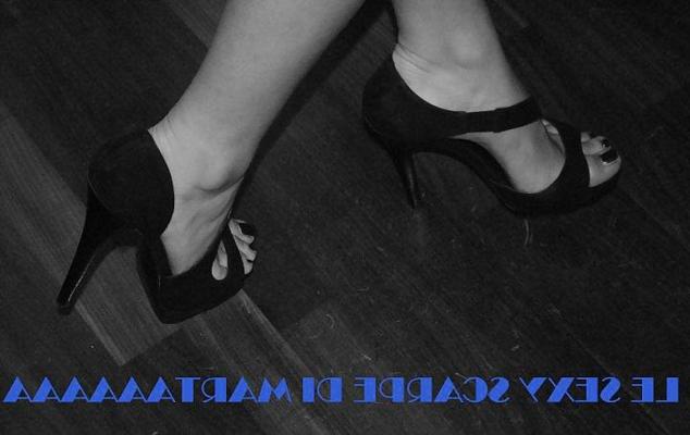 25P Feet soles toes of my amiche.....