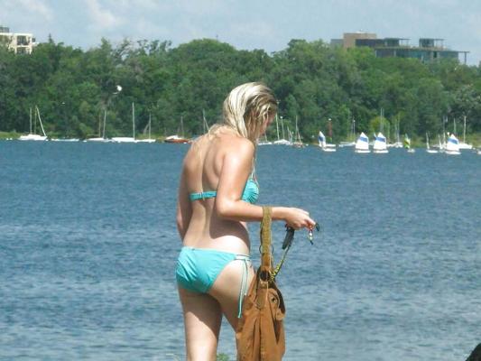 10P Beach Babes(3)