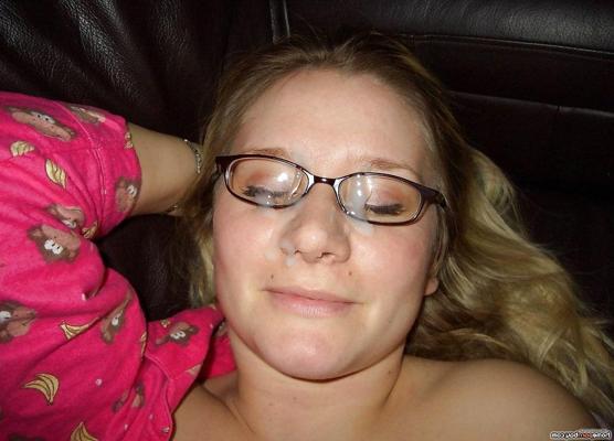 12P Stunning blonde angel gagging deep