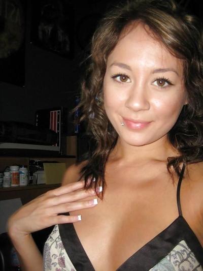 17P Piercing boobs