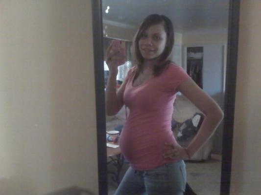 13P Another awesome PREGNANT teen selfshot