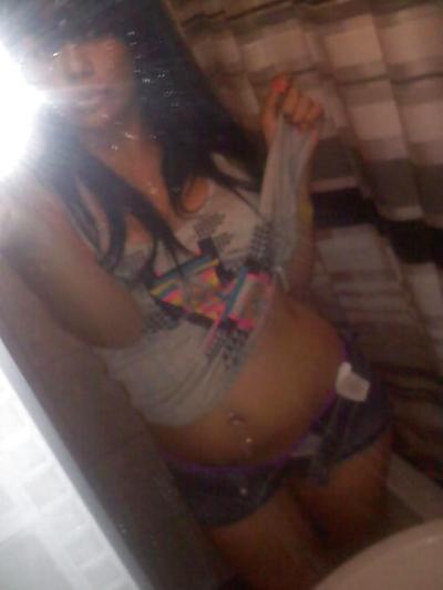 10P Indian slut mirror pics