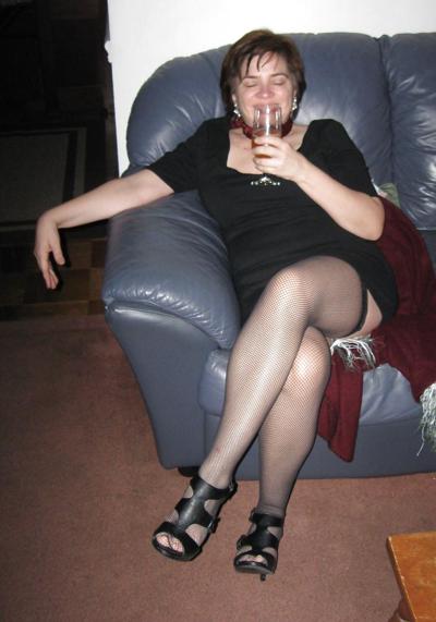 22P Wife of a sissy and sissy hubby