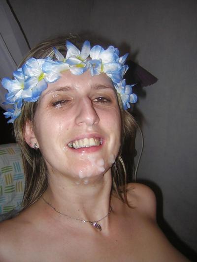 25P French amateur sexy Hawaiian strip
