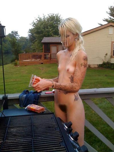25P Public nudies in nude