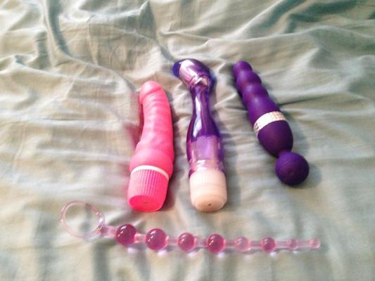 8P Wife's Collection of Toys and Lingerie