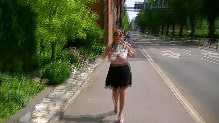 25P Mia street flashing