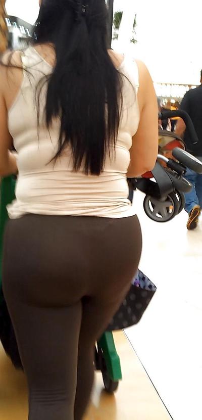 9P Thick BOOTY Latina Milf in tights VPL thong FAT ASS voyeur
