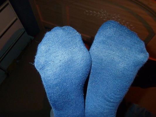 9P Babysitter in wet socks