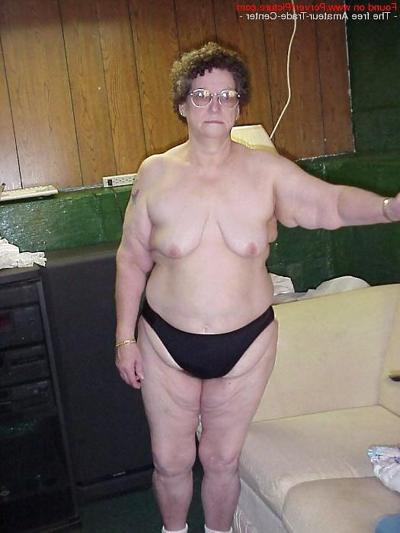 9P Extrem old amateur granny