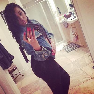 10P BIG BOOTY 18 year old