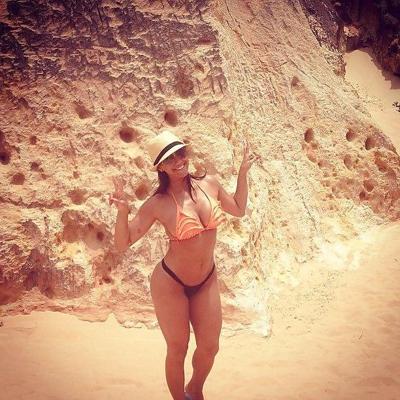 25P Brazilian Woman 21
