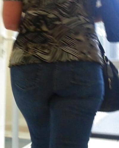 13P Fesses matures de MILF