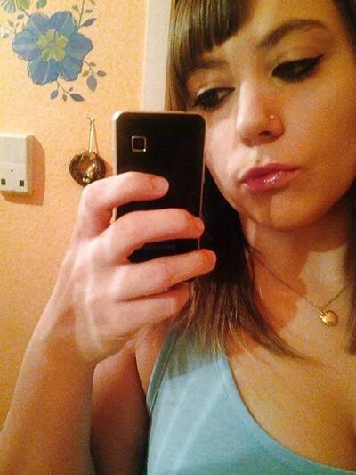 16P Teengirl non nude