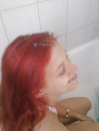 7P My girlfriend got the first facial cumshot ever!