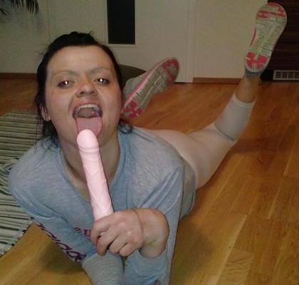 25P Girl in leggings and spandex 