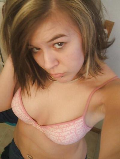 25P Bra Babes 146
