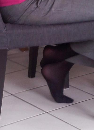 5P Mother in law nylon feet, Schwiegermutters Fuesse, voyeur