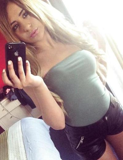 18P Beurette Shayna