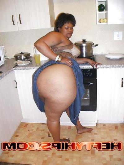 4P Yolanda african huge booty 1 
