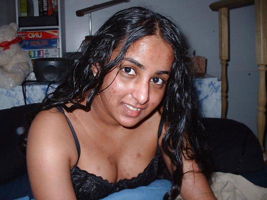 7P Sexy desi girl