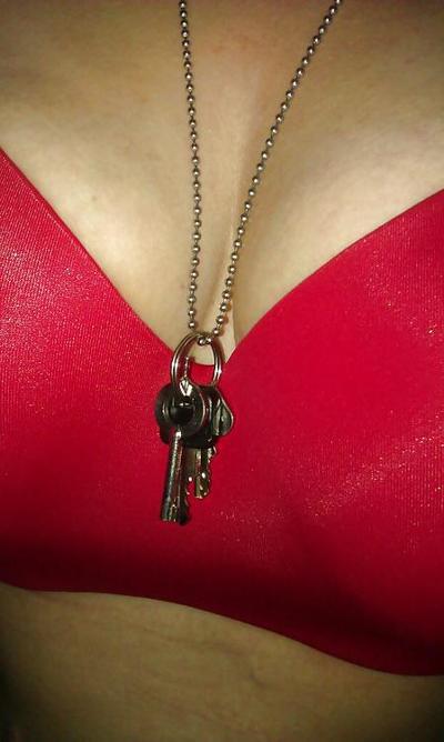 25P Interracial White Girls Sissy Cuckold & Chastity Mistress