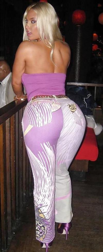 25P Filles en pantalons serrés 3