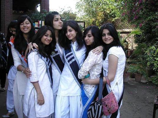 25P Imagens de meninas universitárias e escolares paquistanesas e indianas