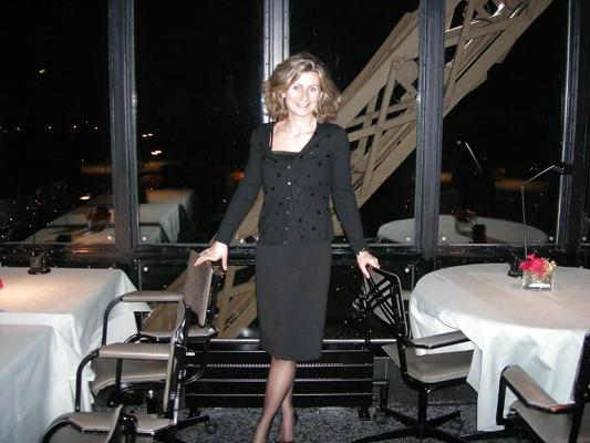 9P Sexy French MILF Sandrine