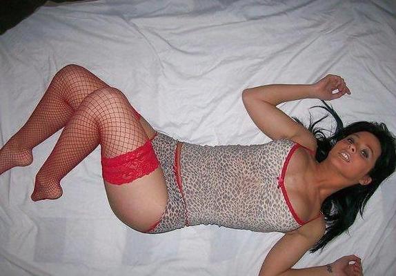 9P Sexy Greek Wife