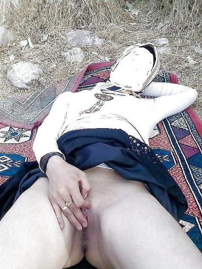 25P Arab hijab ass 