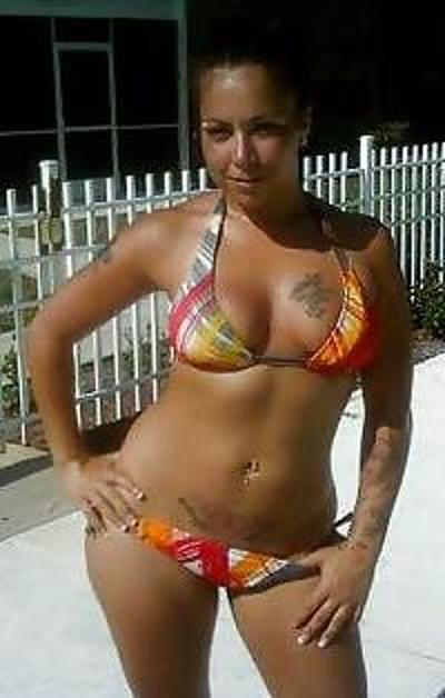 15P SISTERS PHONE - STOLEN SELFIES OF HER & FRIENDS