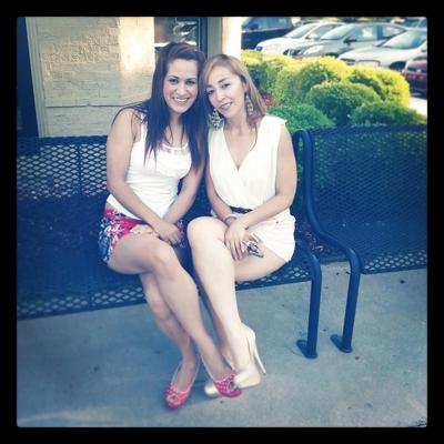 6P Mi sesy tia con sus hermosos tacones!!