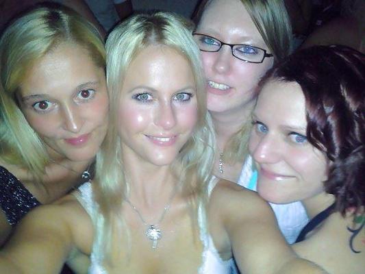 19P Blondehexe German Amateur