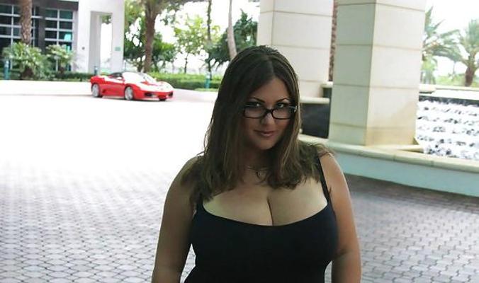 22P 巨乳ロシア人女性 1571